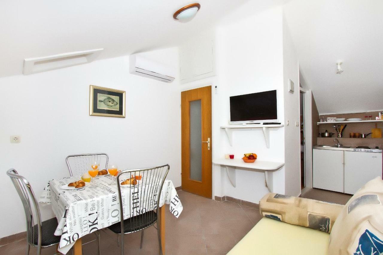 Apartment Center Marija Vodice Eksteriør bilde